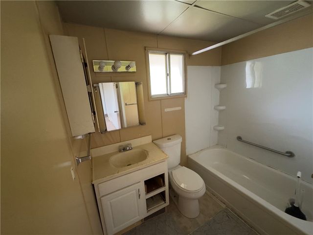 803 6th St, New Brighton, PA 15066