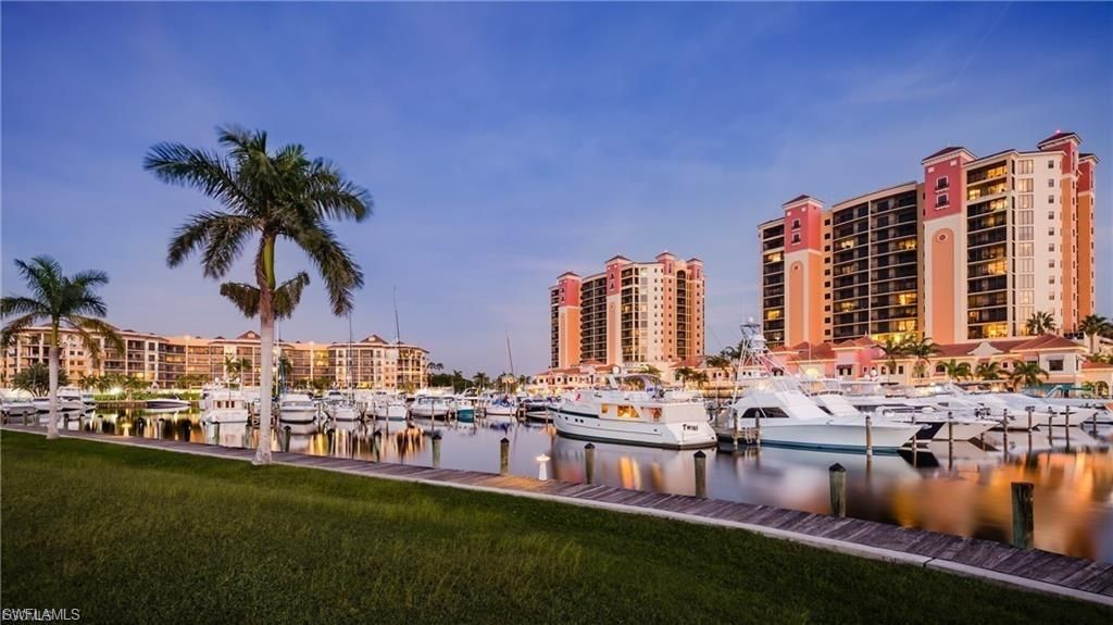 5704 Cape Harbour DR 105, CAPE CORAL, FL 33914 — photo 4