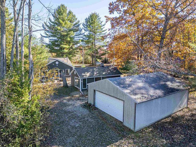 5827 Cedar Lake Road, Gladwin, MI 48624