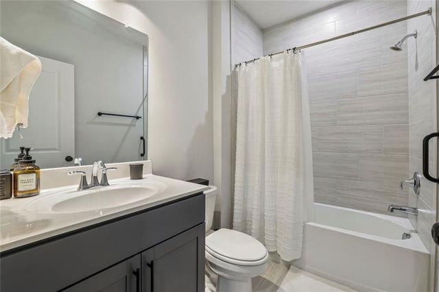 1145 Rivard Circle NW, Atlanta, GA 30318