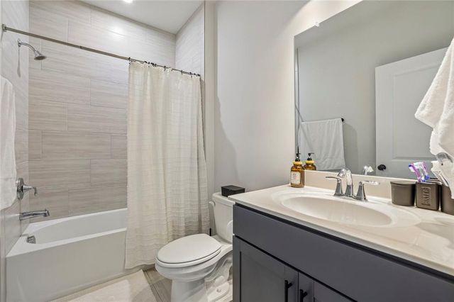 1145 Rivard Circle NW, Atlanta, GA 30318