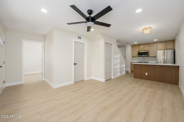 510 N ALMA SCHOOL Road 163, Mesa, AZ 85201