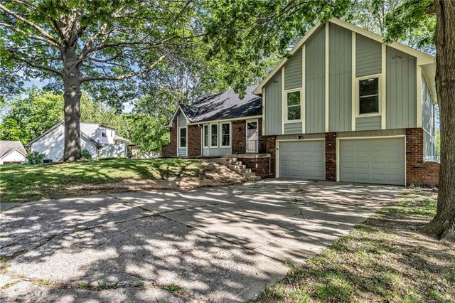 1405 NE 99th Street, Kansas City, MO 64155