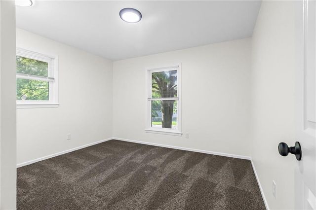 1405 NE 99th Street, Kansas City, MO 64155