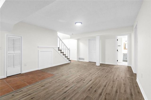 1405 NE 99th Street, Kansas City, MO 64155