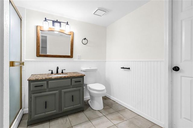 1405 NE 99th Street, Kansas City, MO 64155