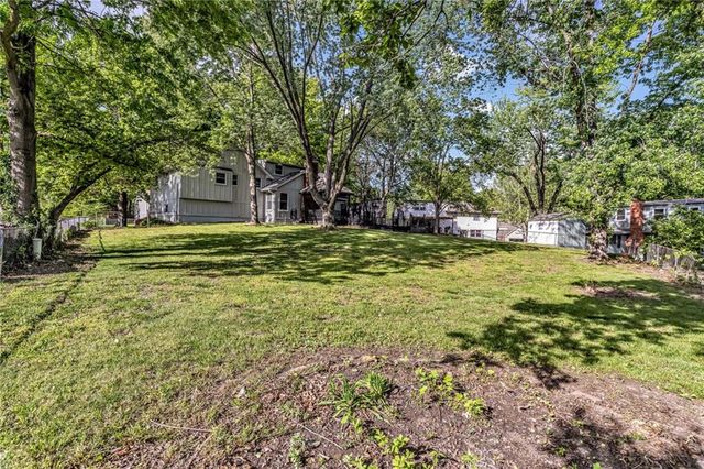 1405 NE 99th Street, Kansas City, MO 64155