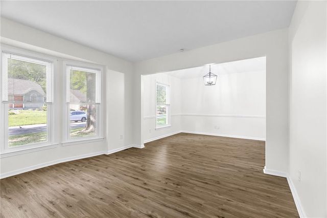 1405 NE 99th Street, Kansas City, MO 64155