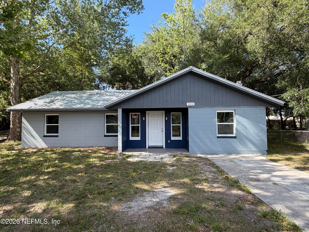 1414 ROSELLE Avenue, Palatka, FL 32177