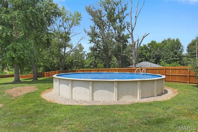 5303 N State Route 159, Edwardsville, IL 62025