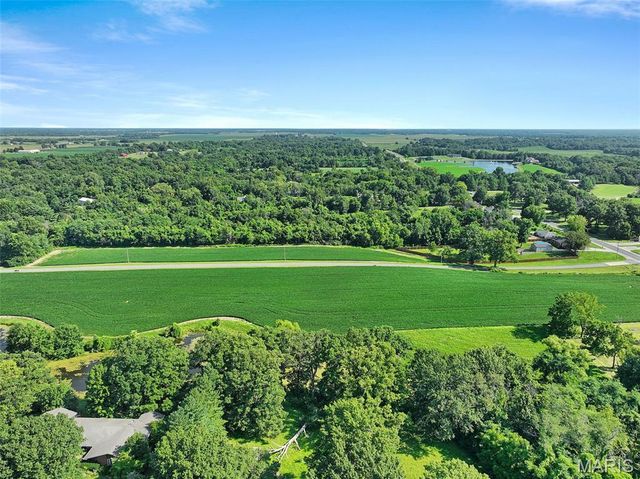 5303 N State Route 159, Edwardsville, IL 62025