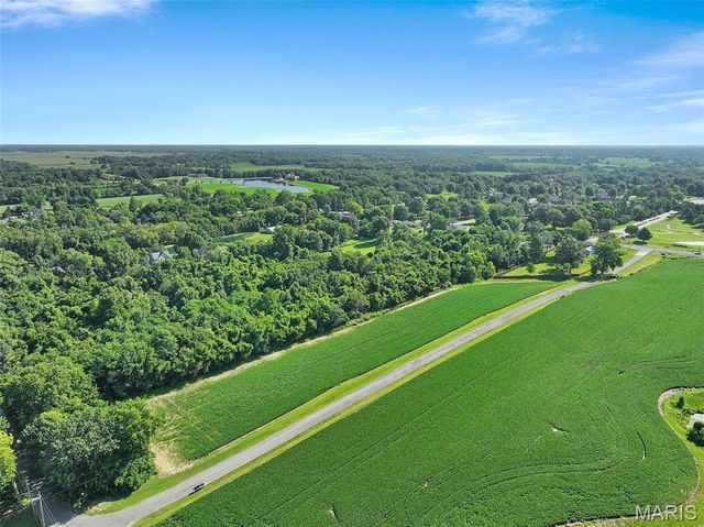 5303 N State Route 159, Edwardsville, IL 62025
