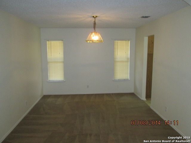 8005 COPPER TRAIL DR, San Antonio, TX 78244