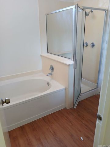 8005 COPPER TRAIL DR, San Antonio, TX 78244