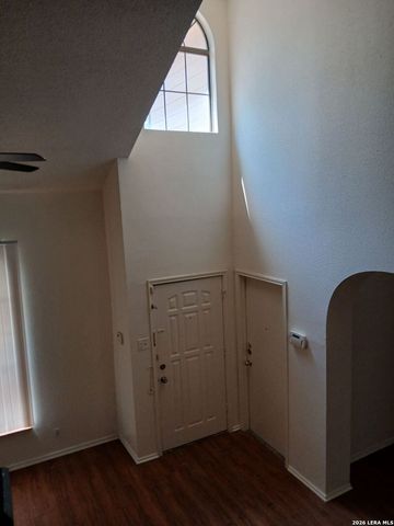 8005 COPPER TRAIL DR, San Antonio, TX 78244