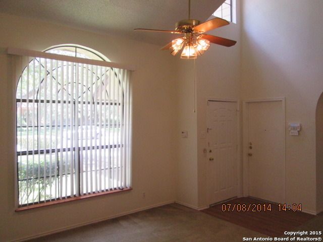 8005 COPPER TRAIL DR, San Antonio, TX 78244