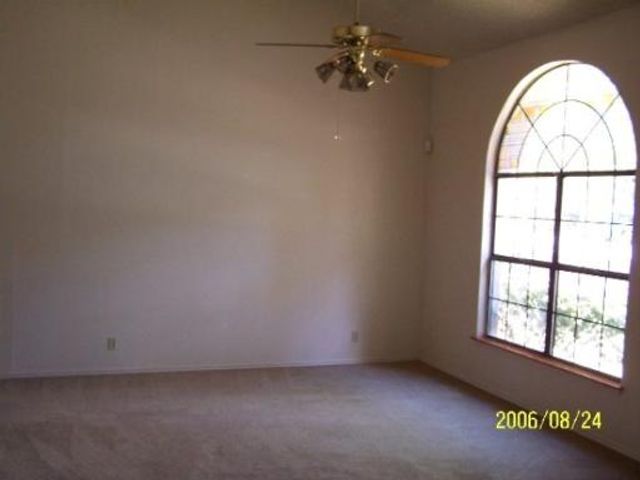 8005 COPPER TRAIL DR, San Antonio, TX 78244