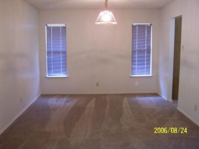 8005 COPPER TRAIL DR, San Antonio, TX 78244