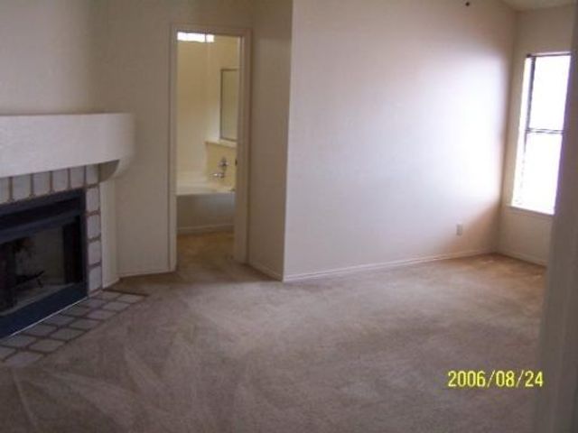 8005 COPPER TRAIL DR, San Antonio, TX 78244