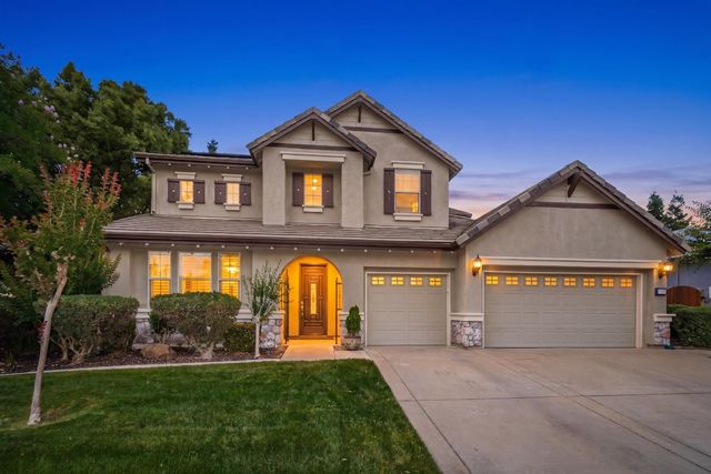 1136 Oak Valley Dr, Lincoln, CA 95648