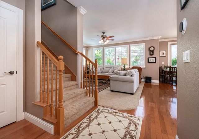 1136 Oak Valley Dr, Lincoln, CA 95648