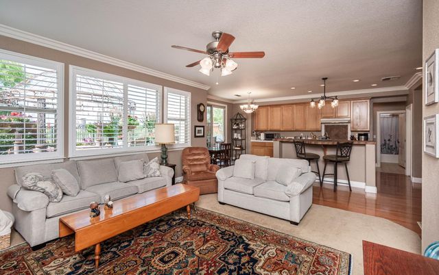 1136 Oak Valley Dr, Lincoln, CA 95648