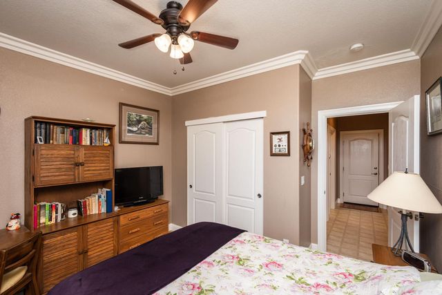 1136 Oak Valley Dr, Lincoln, CA 95648