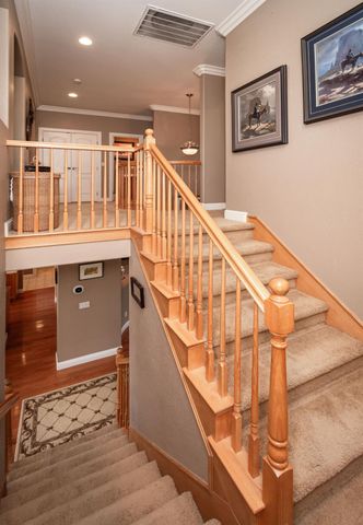 1136 Oak Valley Dr, Lincoln, CA 95648