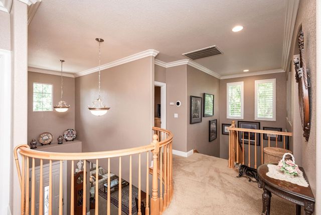 1136 Oak Valley Dr, Lincoln, CA 95648