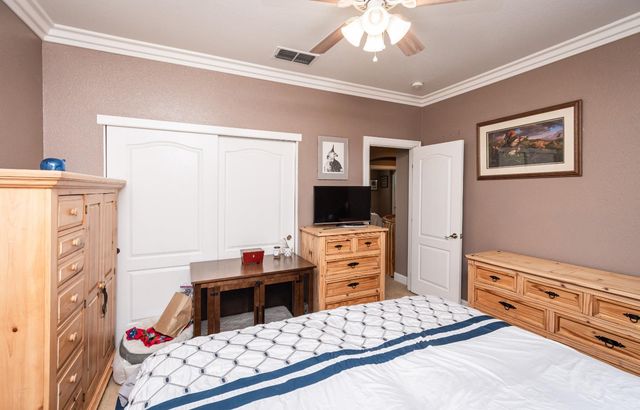 1136 Oak Valley Dr, Lincoln, CA 95648