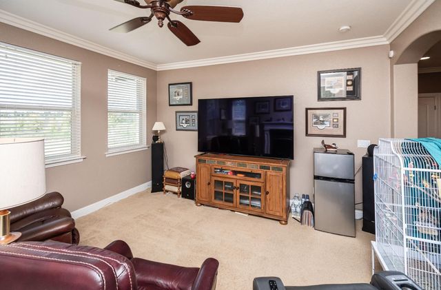1136 Oak Valley Dr, Lincoln, CA 95648