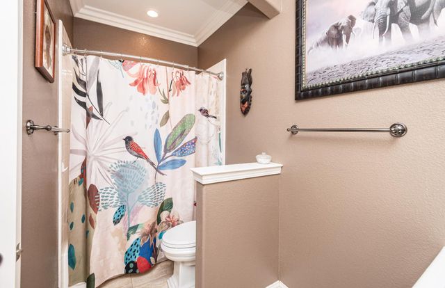 1136 Oak Valley Dr, Lincoln, CA 95648