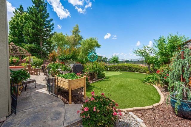 1136 Oak Valley Dr, Lincoln, CA 95648