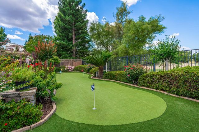 1136 Oak Valley Dr, Lincoln, CA 95648