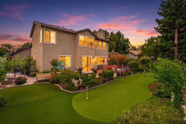 1136 Oak Valley Dr, Lincoln, CA 95648