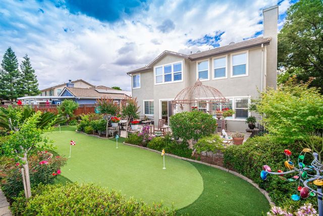 1136 Oak Valley Dr, Lincoln, CA 95648