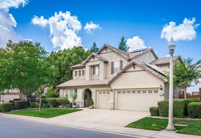 1136 Oak Valley Dr, Lincoln, CA 95648