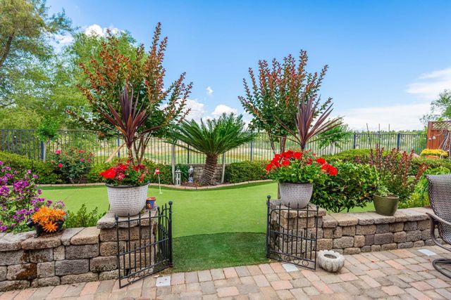1136 Oak Valley Dr, Lincoln, CA 95648