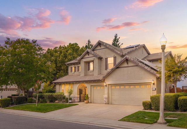 1136 Oak Valley Dr, Lincoln, CA 95648
