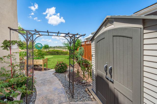 1136 Oak Valley Dr, Lincoln, CA 95648