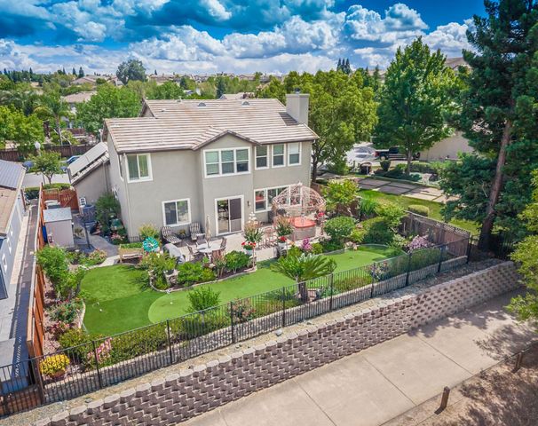 1136 Oak Valley Dr, Lincoln, CA 95648