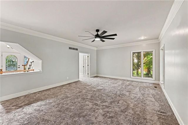 10240 S Northlake Avenue, Olathe, KS 66061