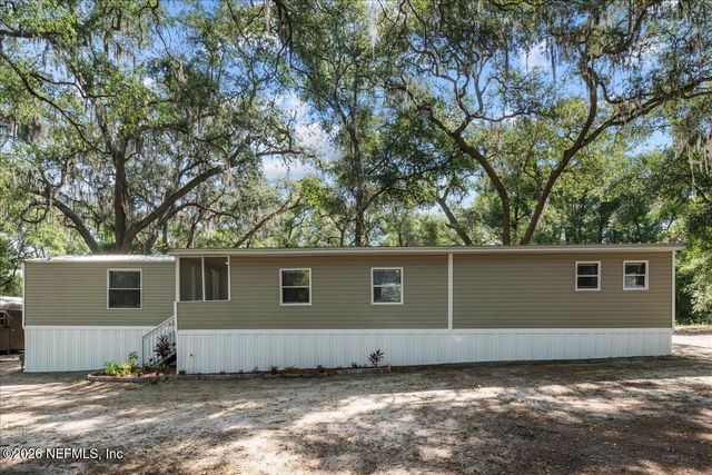 113 BLUEGILL Drive, Interlachen, FL 32148