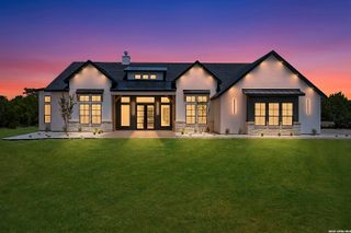 337 HIGHLAND MDWS, Bandera, TX 78003