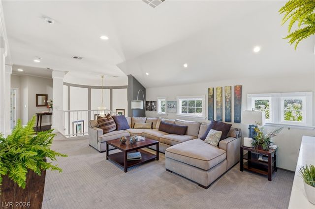 14 Innisbrook Avenue, Las Vegas, NV 89113
