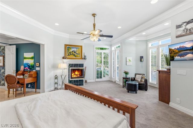 14 Innisbrook Avenue, Las Vegas, NV 89113