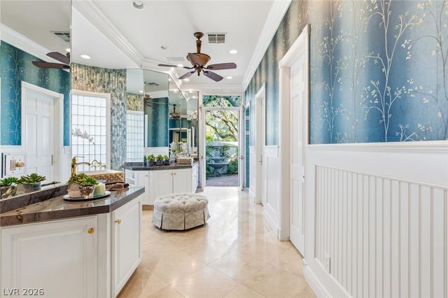 14 Innisbrook Avenue, Las Vegas, NV 89113