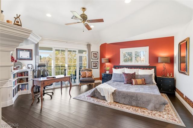 14 Innisbrook Avenue, Las Vegas, NV 89113