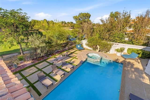 14 Innisbrook Avenue, Las Vegas, NV 89113