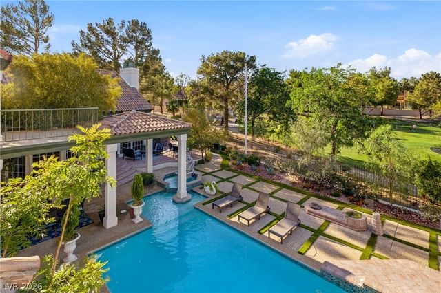 14 Innisbrook Avenue, Las Vegas, NV 89113